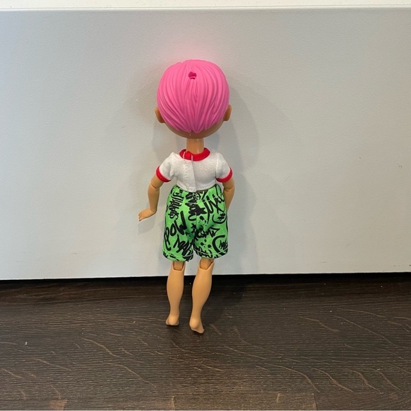 Rainbow High Doll Fashion Studio Avery Styles 11” - Picture 3 of 7